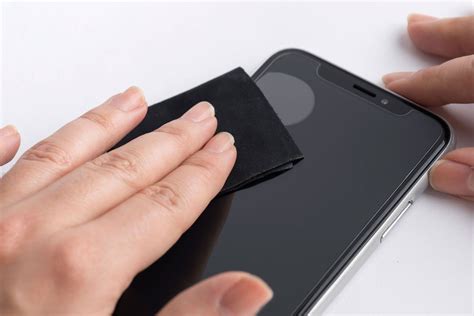 On top of that, liquid <b>screen</b> <b>protectors</b> will even improve the phone's <b>screen</b>, filling in microscopic gaps and irregularities caused by everyday wear and tear. . Do screen protectors work